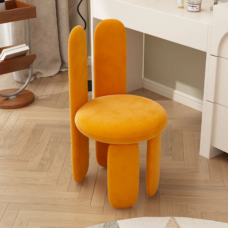 Furniture Lighting & Decor Magazine - Light luxury women's bedroom dressing chair,