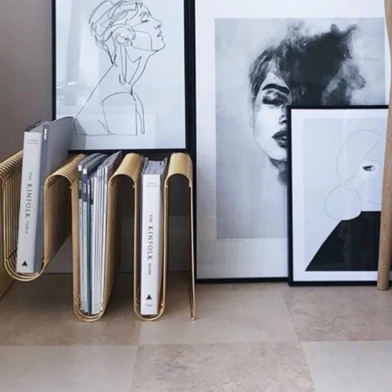 Simple Newspaper and Magazine  - Lighting And Decor Magazine recension och pris